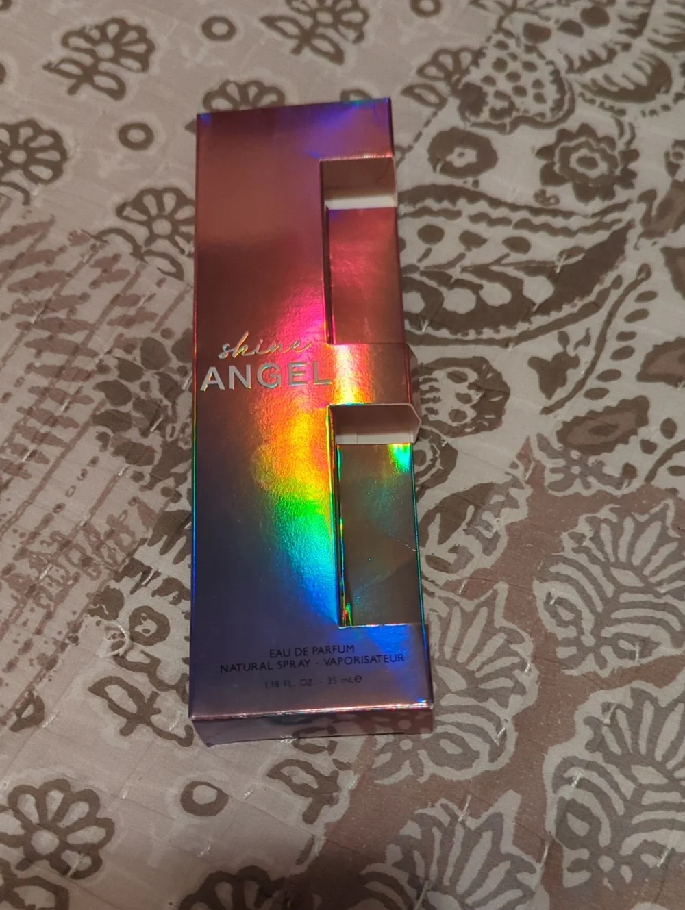Angel Holographic Shimmer Box in Rainbow Finish